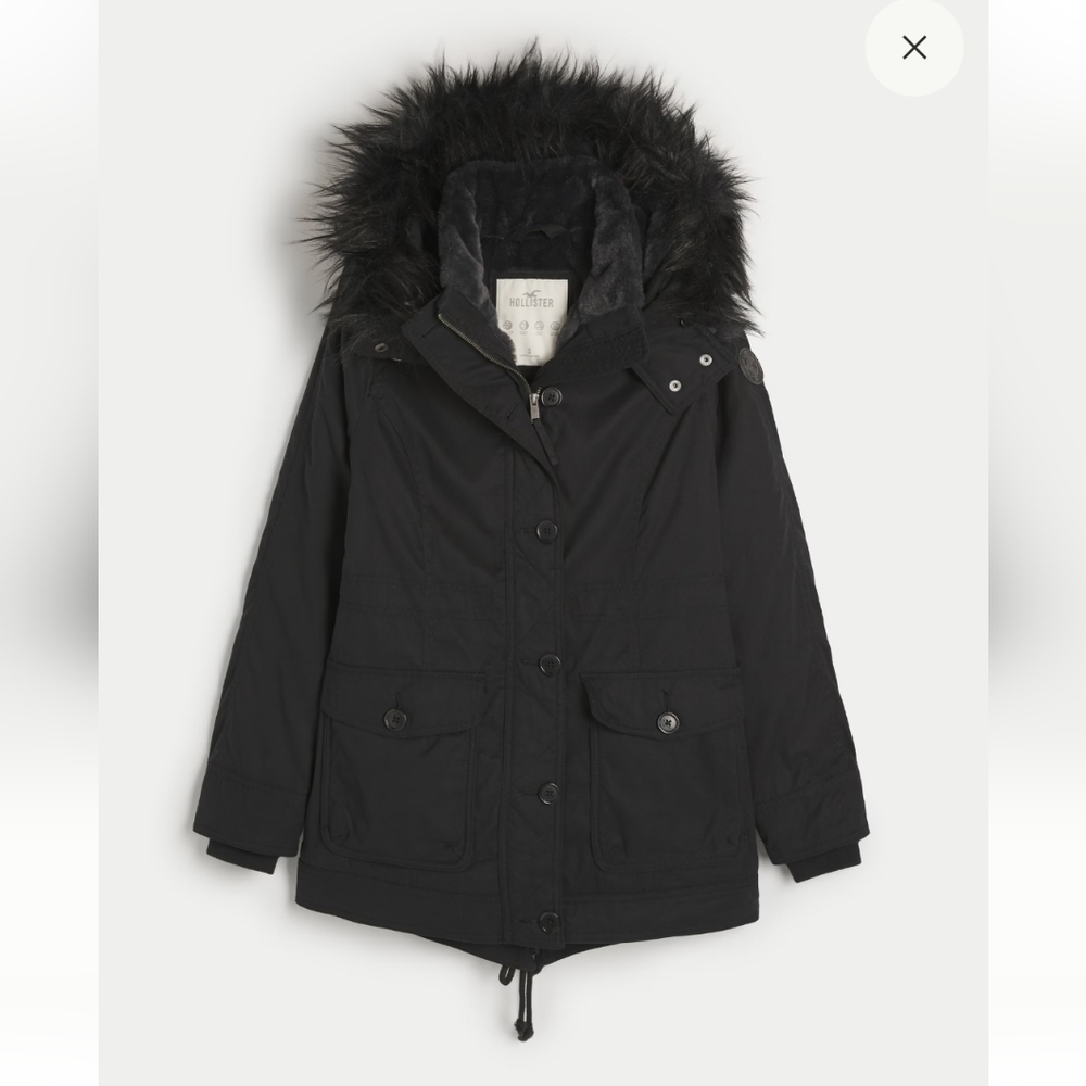 NWOT HOLLISTER FAUX FUR-LINED COZY PARKA